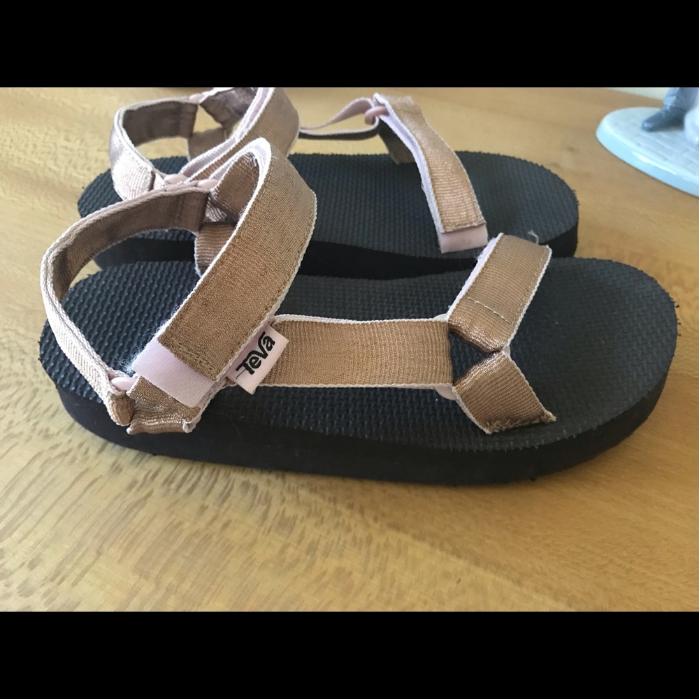 Teva Original Sandal- Rose Gold- Size 6